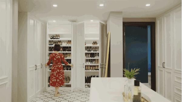 卧室带阳台就这样设计实用美观,卧室带阳台怎么设计最实用