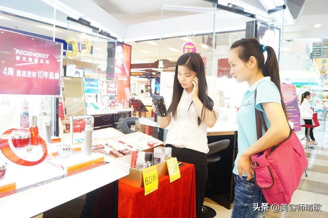 小棕瓶和sk2精华哪个好,抗老小黑瓶