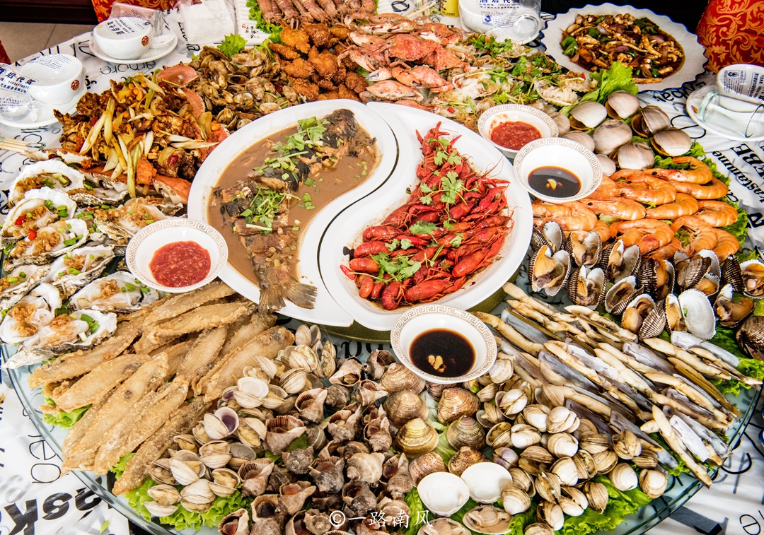鲅鱼圈海鲜自助餐排名前十,鲅鱼圈地道海鲜大餐