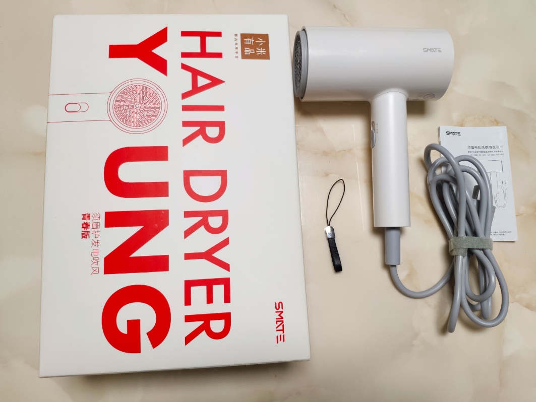 旗舰电吹风,须眉负离子电吹风的介绍