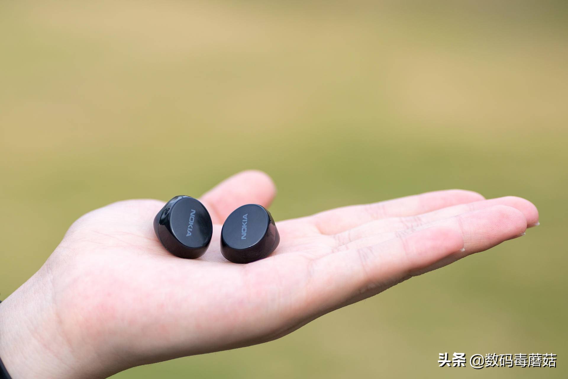 百元左右的tws耳机哪个好,百元tws半入耳耳机评测