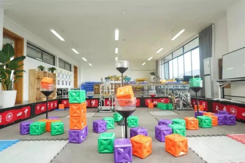 天府四中23摇号比例,成都三中摇中概率