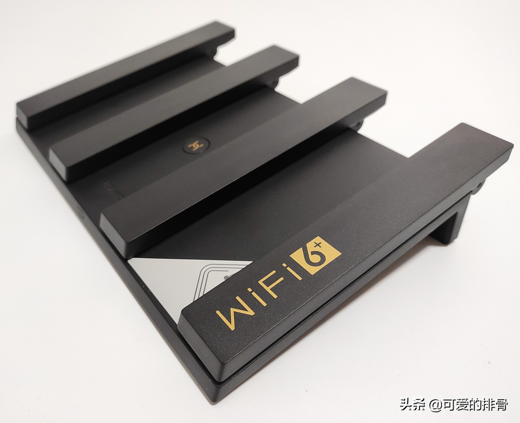 一图看懂华为路由ax3pro,华为ax3pro路由器标准版和公开版