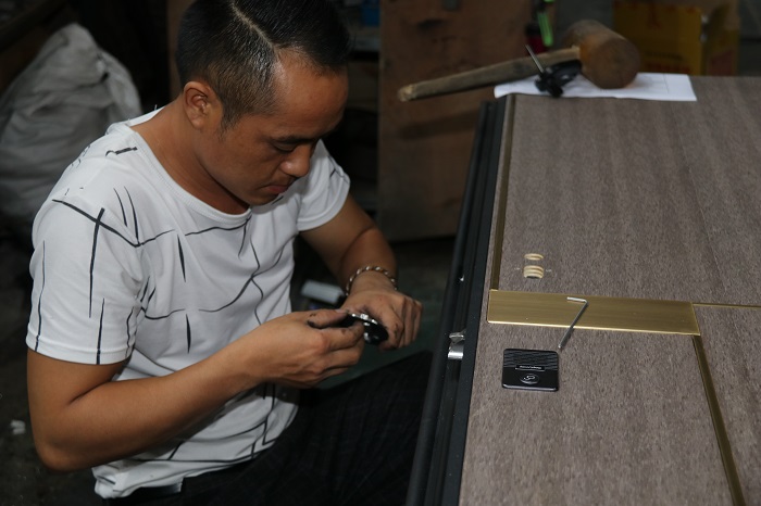 高端铸铝装甲门,装甲门和普通门的区别