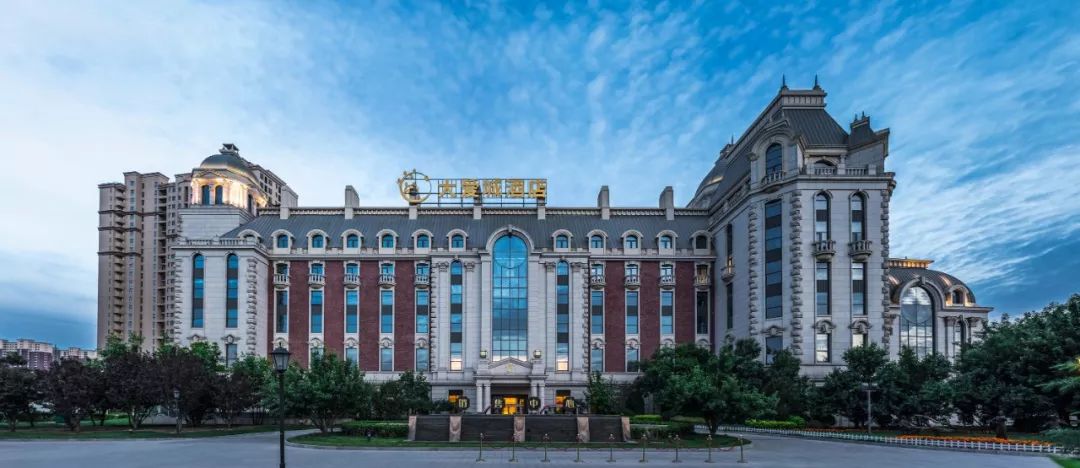 大爱城酒店∣匠心服务社区，每一餐都是亲情的滋味