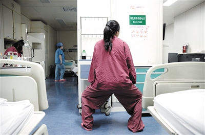 羊水破了保胎要注意什么,羊水破了如何避免胎儿宫内窘迫