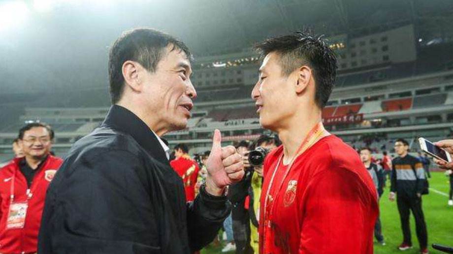 陈戌源力推计划遭重大打击！武磊收入不如中乙球员，谁还敢去留洋