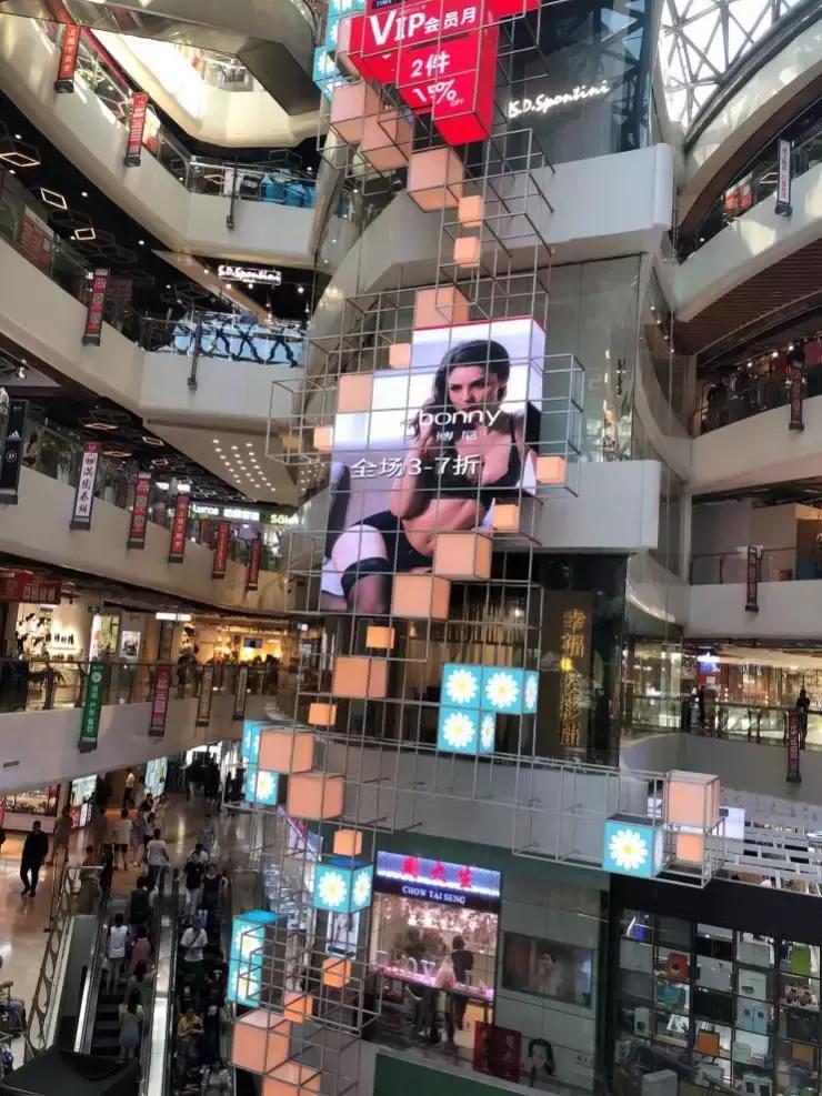 解读亚奥商圈，上品+城市奥莱交出“复兴”大考成绩单丨睿和研究