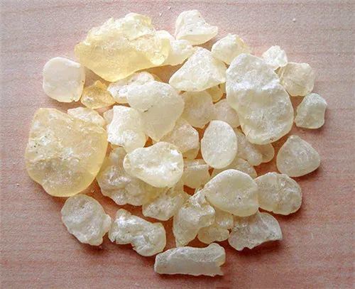 风味各异,有奇特香味的调料