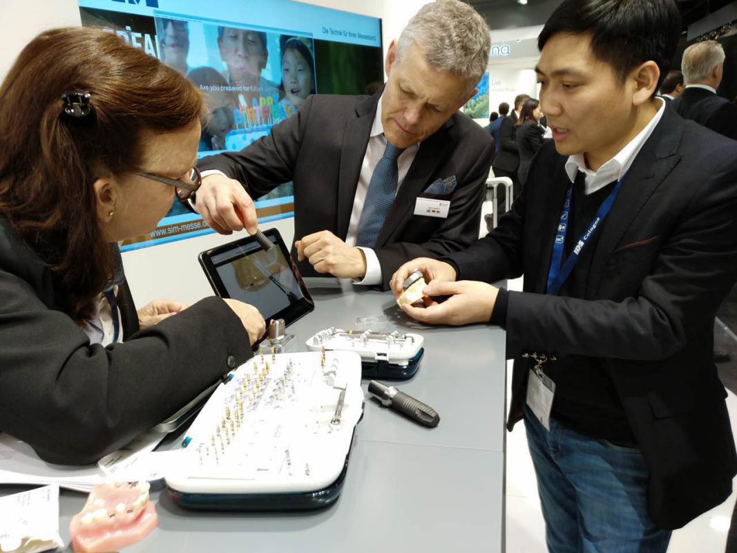 雅贝康魏湘华,雅贝康口腔正畸