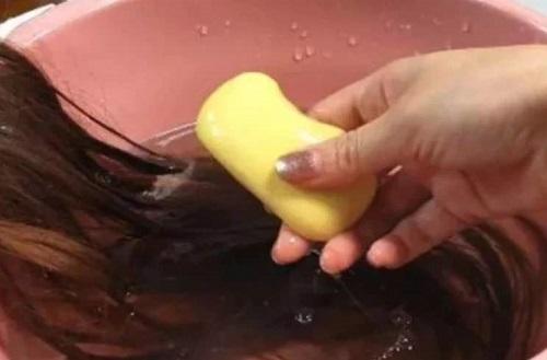 上海涤诺硫磺皂的作用与功效,硫磺皂的作用与功效可以洗头吗