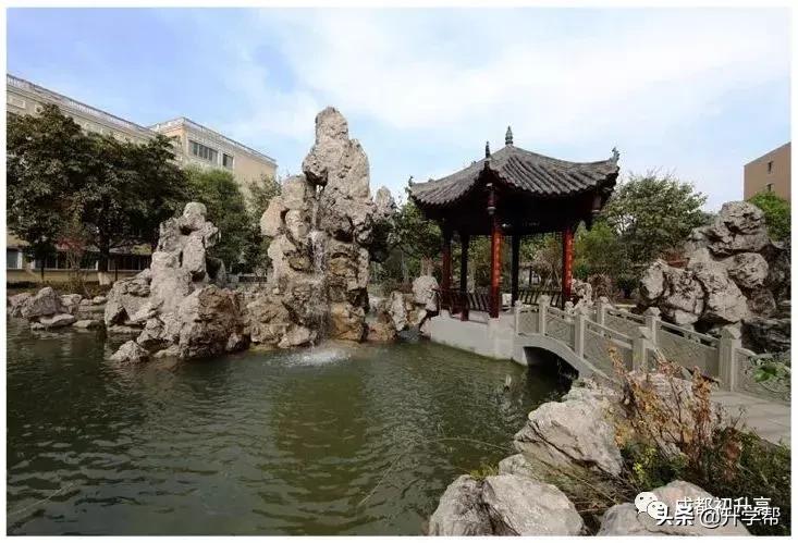 成都校园高颜值,成都环境最好的高中