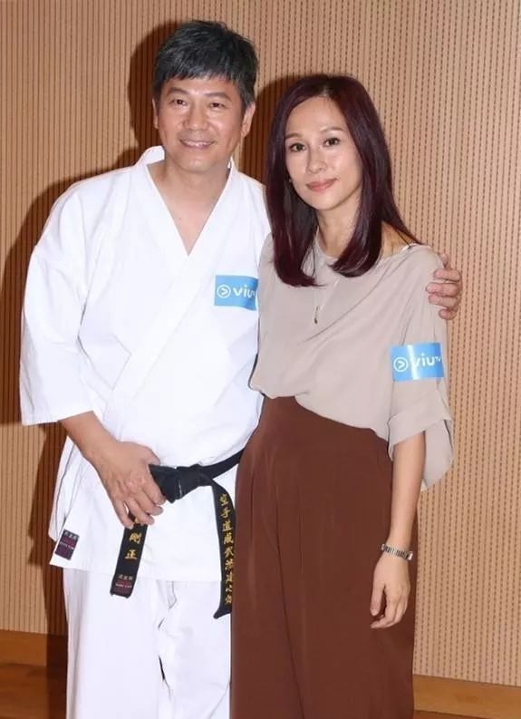 李嘉欣的人生态度怎么样,李嘉欣现在靠什么生活什么收入