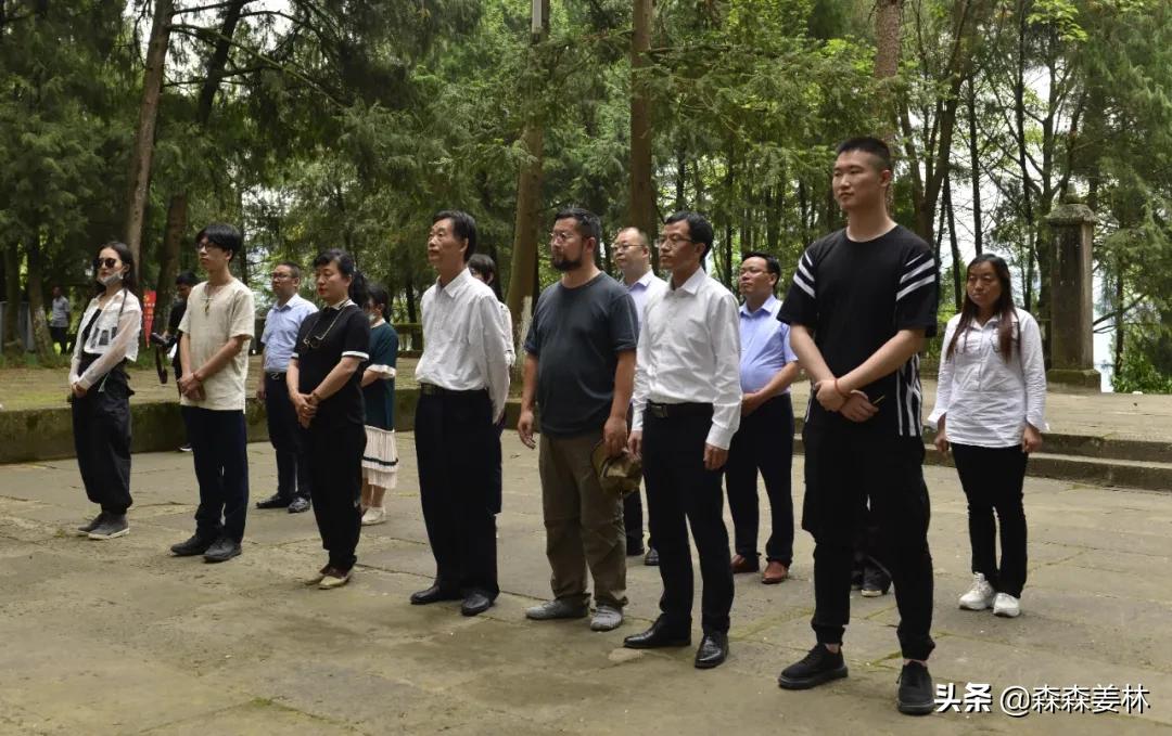 大卡车发生的重大事故,巨型大卡车事故视频