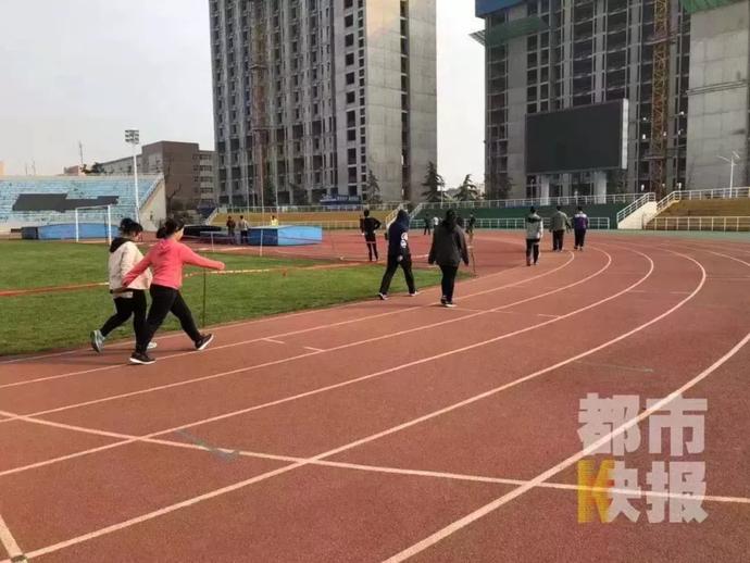 西北大学的“胖胖班”又火了：期末考试只用称体重