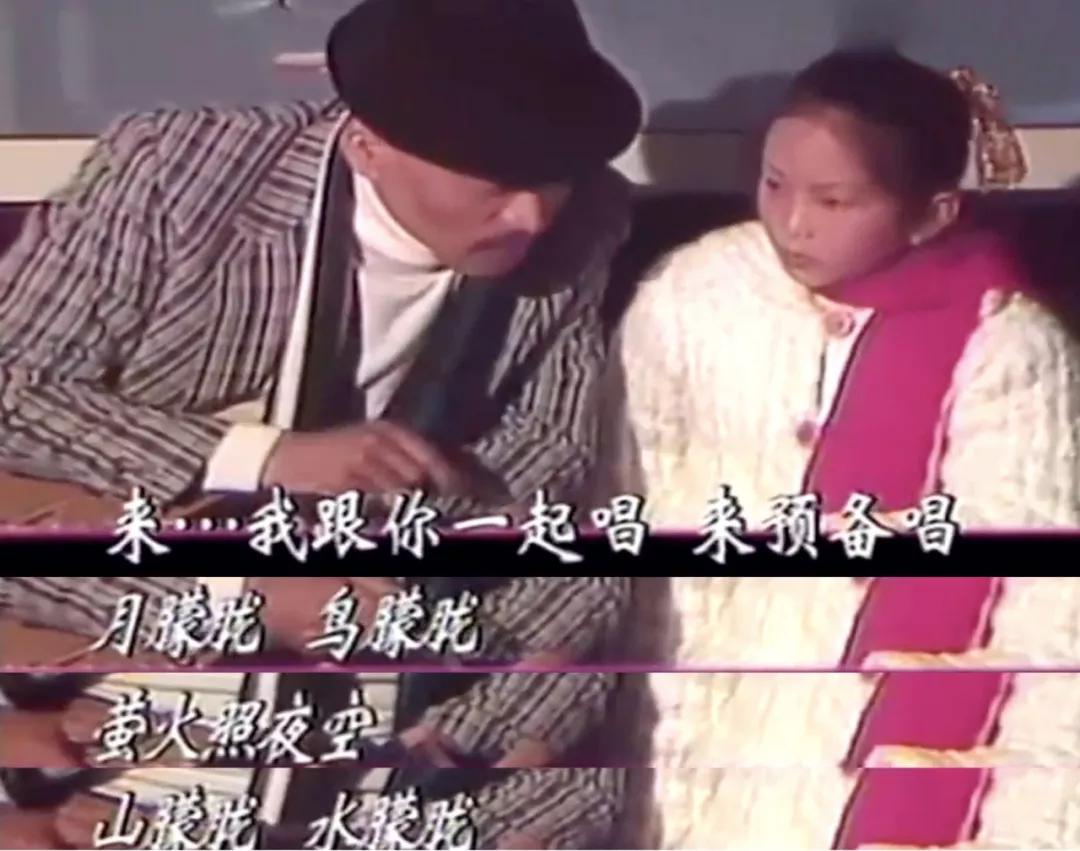 红楼梦草蛇灰线伏脉千里什么意思,草蛇灰线伏脉千里的下一句是什么