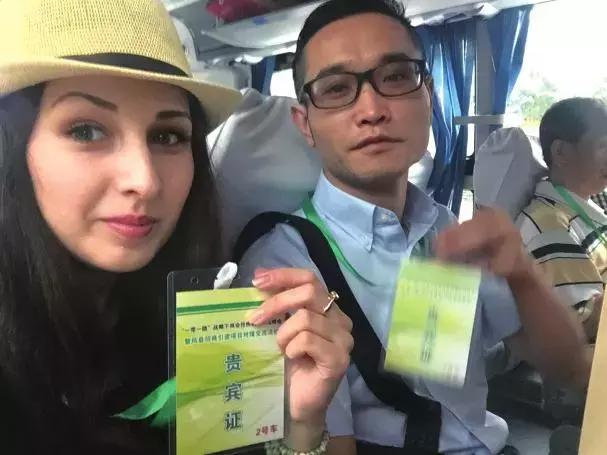 爱情事业双丰收的体现,爱情事业双丰收一起成长