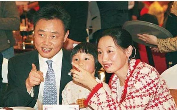 大佬娶媳妇：娶对了胡润登顶，娶错了净身出户