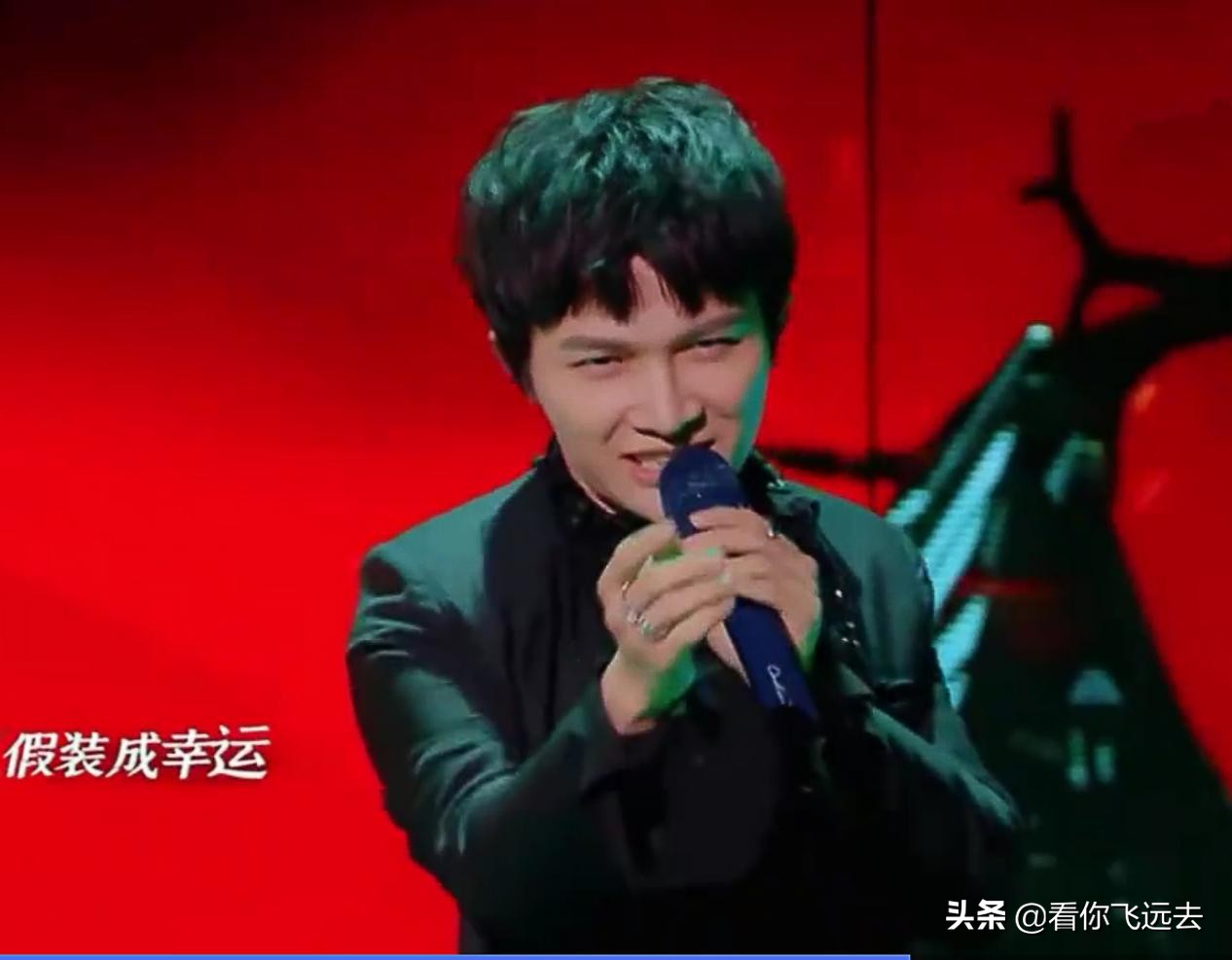 脱粉周深爬墙周果子，听可爱的人唱恐怖的歌是种怎样的体验？