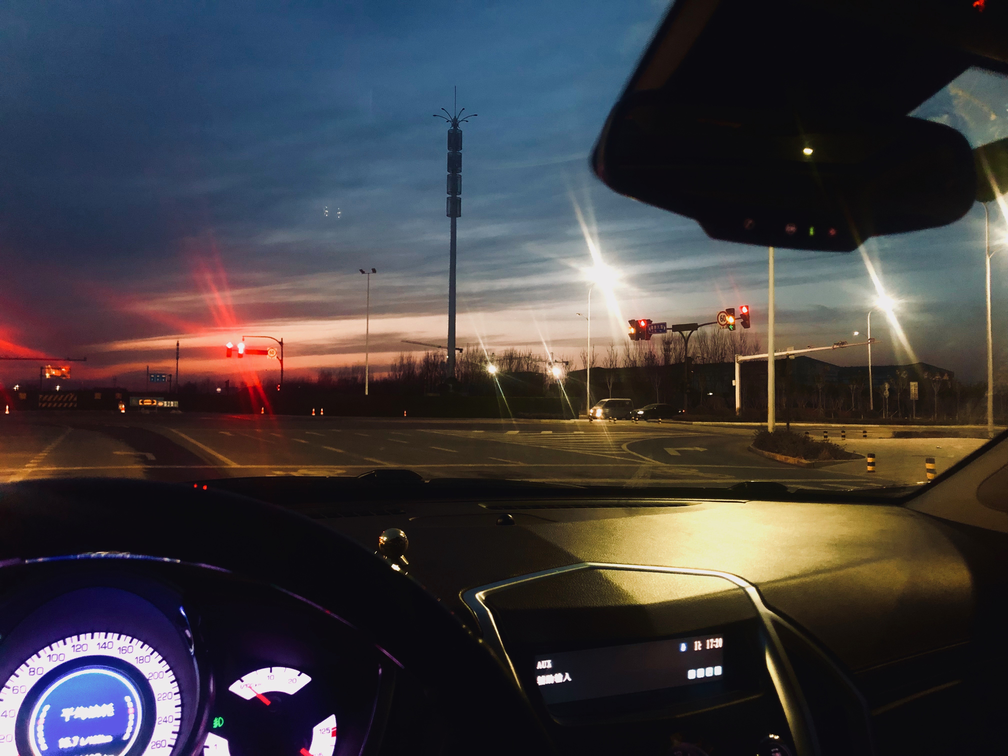 2012凯迪拉克srx中控使用视频,2012款凯迪拉克srx使用手册