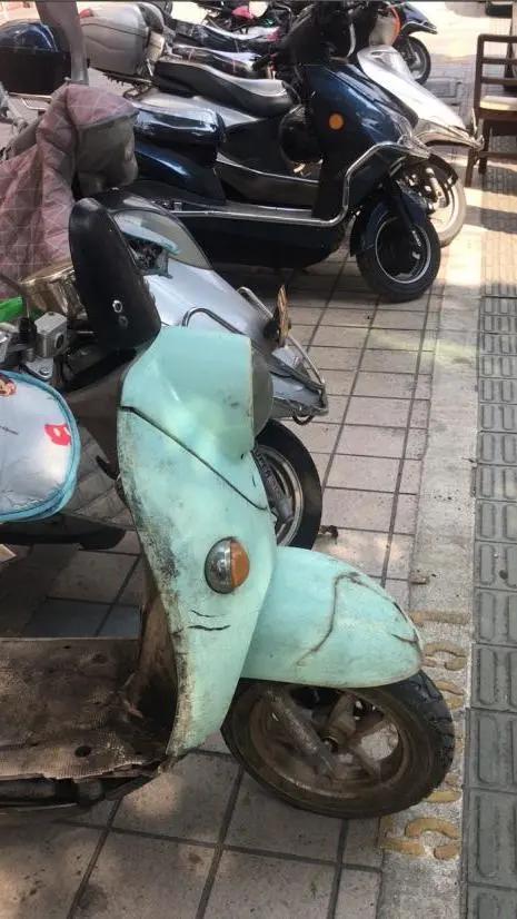 小车抄4遍摩托抄2遍!南安又有一批人因违停抄8113字条例