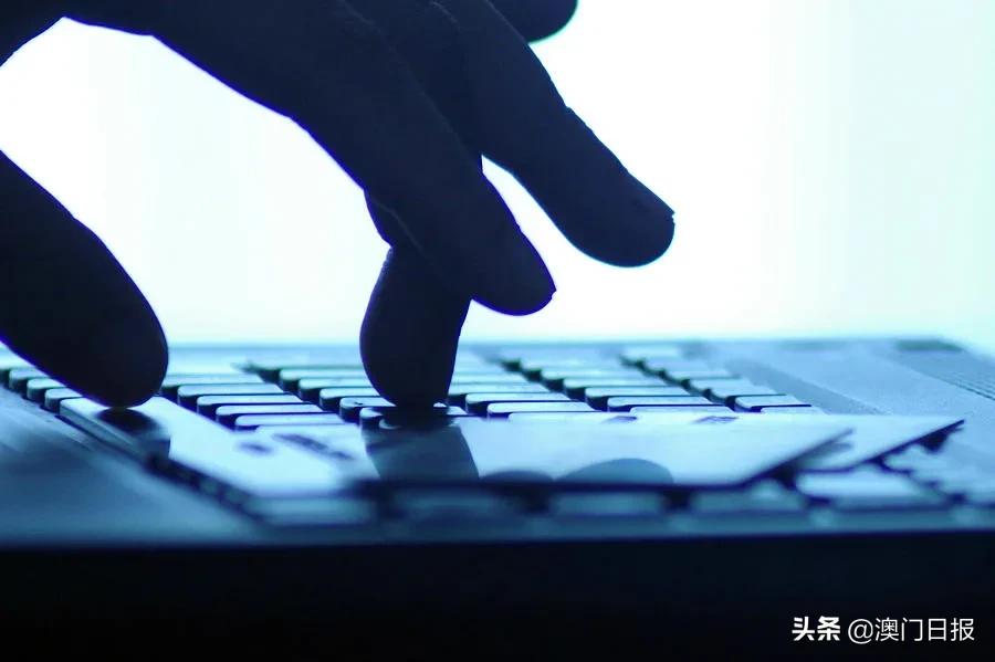 一人分饰两角骗近38万元,一女子一人分饰三角骗7万元