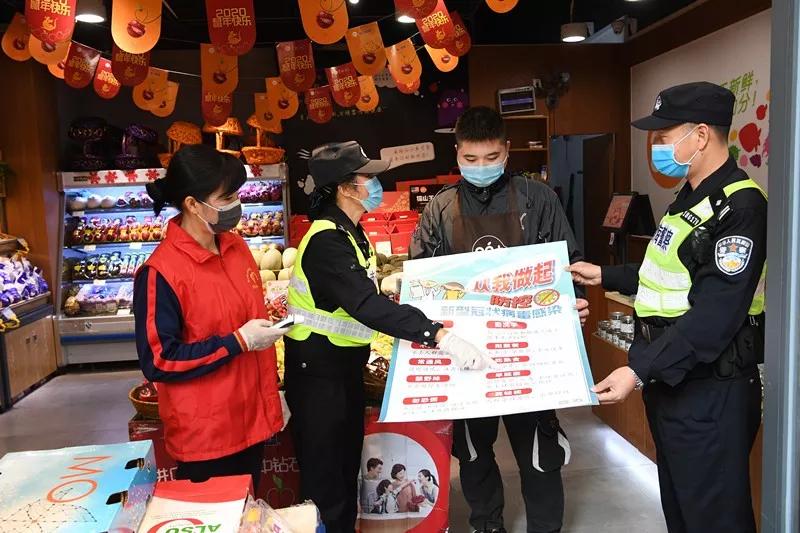 巾帼力量扛起防疫半边天,巾帼力量撑起战疫半边天