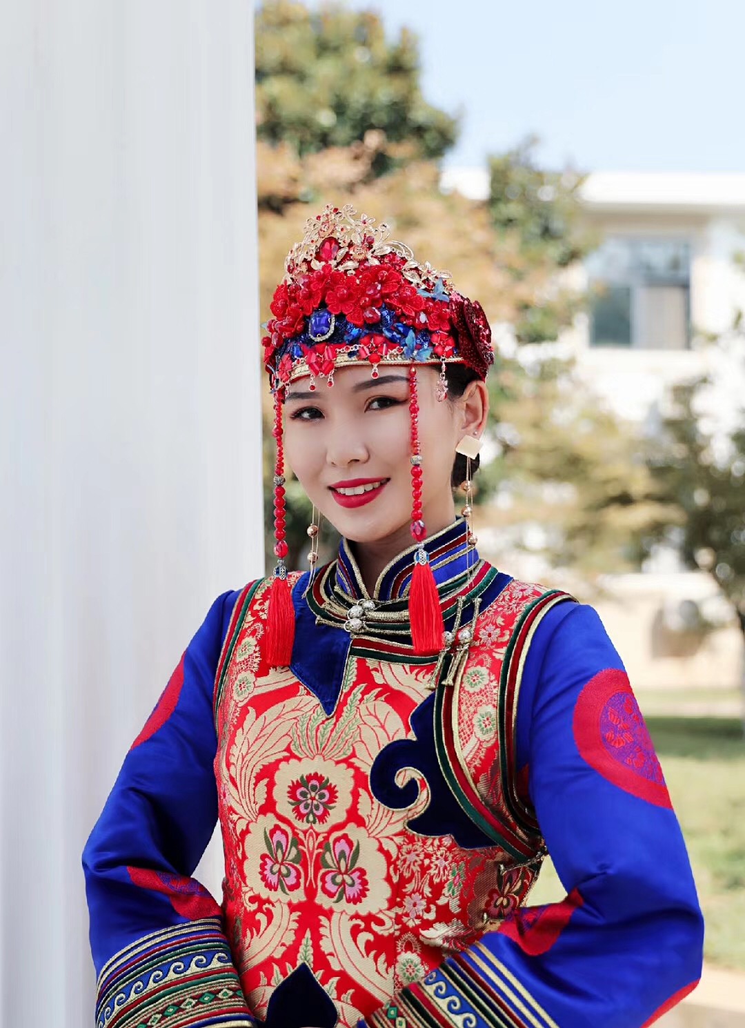 少数民族美女风景图,少数民族美女唯美图片