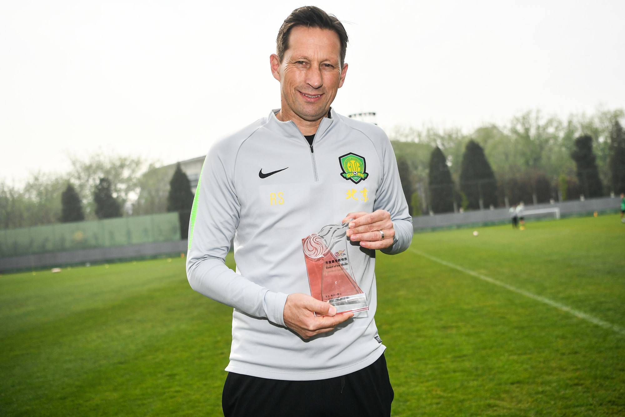 施密特最新状态,施密特执教风格深度解析