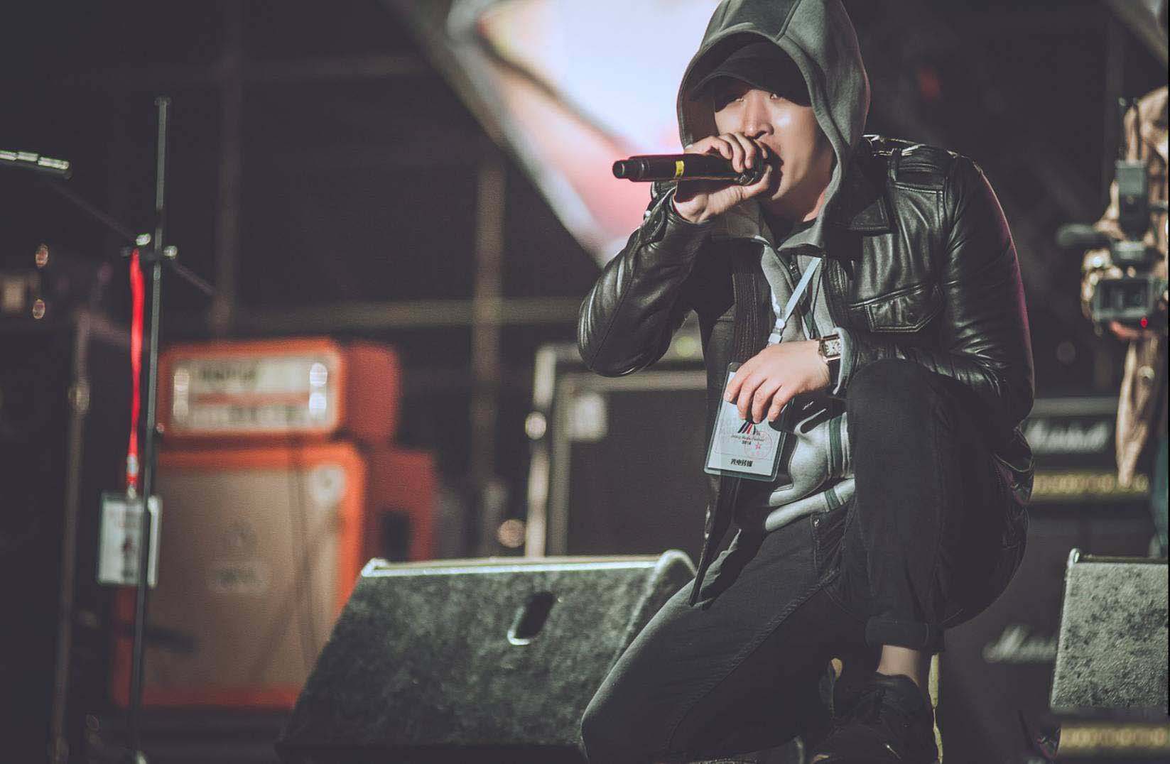 机器铃砍菜刀张卫,张卫机器铃砍菜刀背景