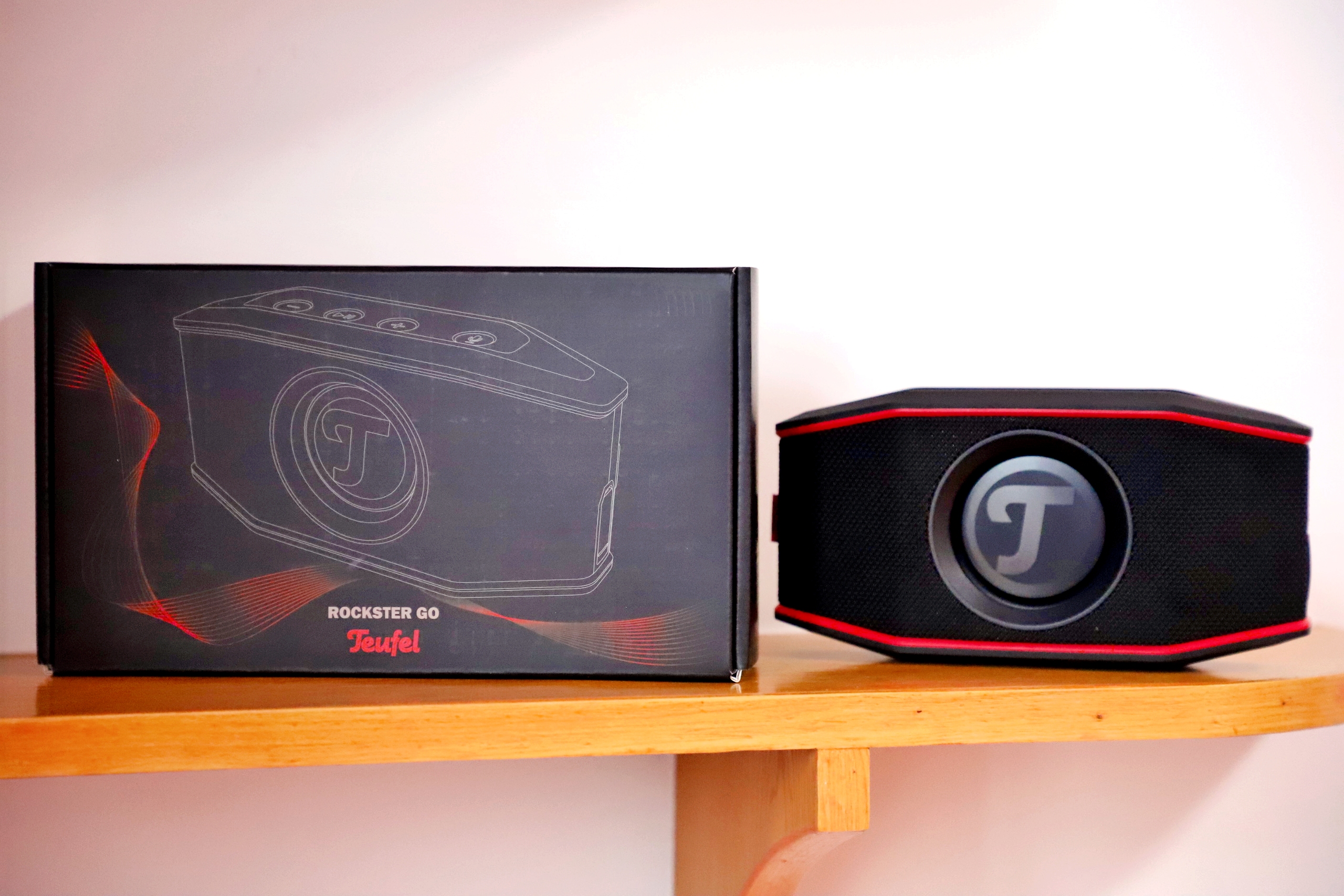 德斐尔小魔盒音质最新评测,jblflip5音箱评测和德斐尔小魔盒