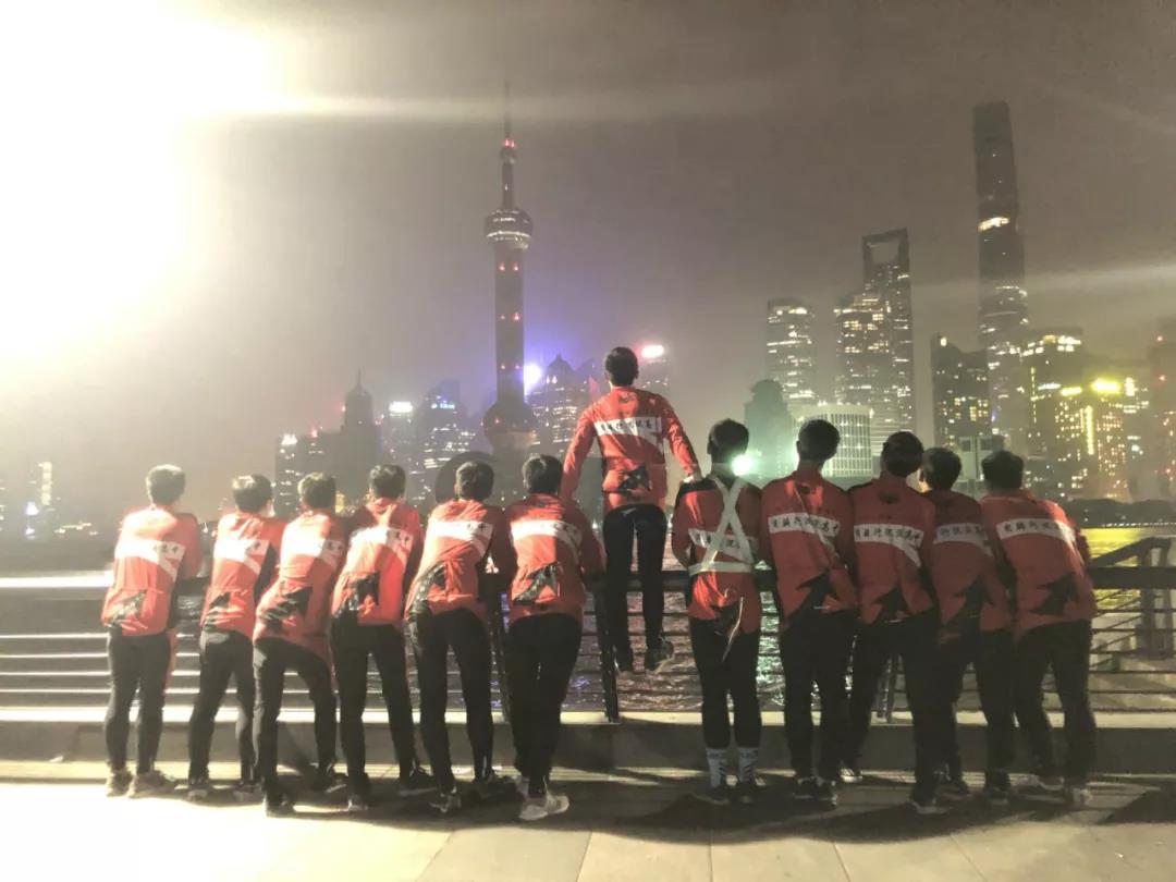 很多读者都被此文感动哭了，包括我自己。请记住这位叫兰会云老师