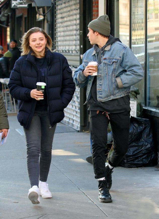 贝克汉姆小七马丁靴,保暖时尚马丁靴做硬朗帅气型男