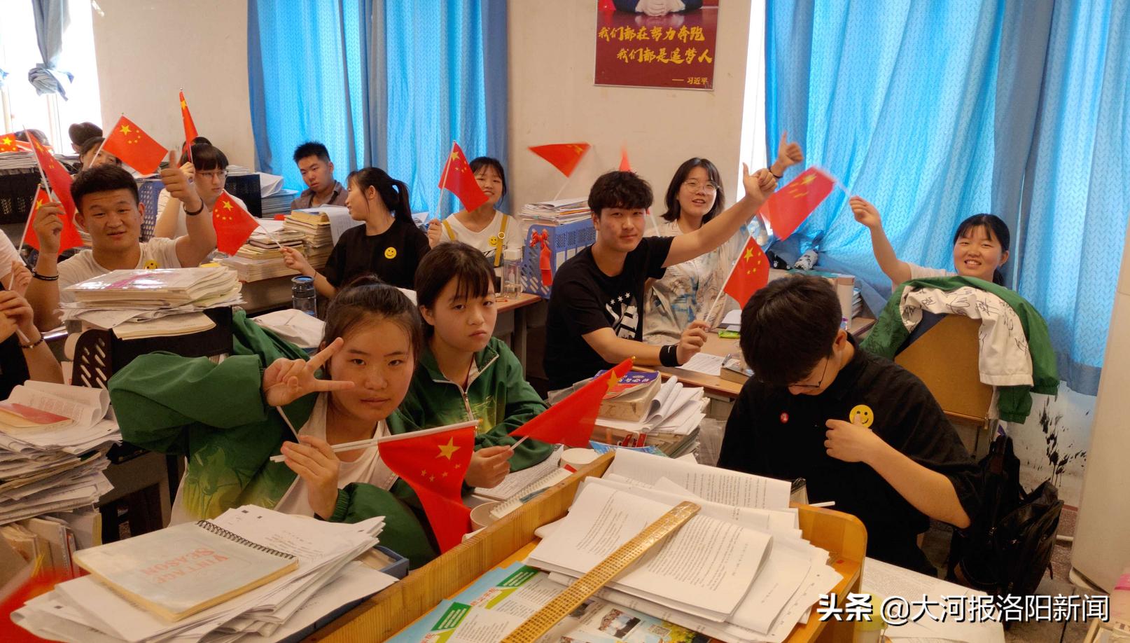 决胜2019年高考誓师大会,决战高考全力以赴