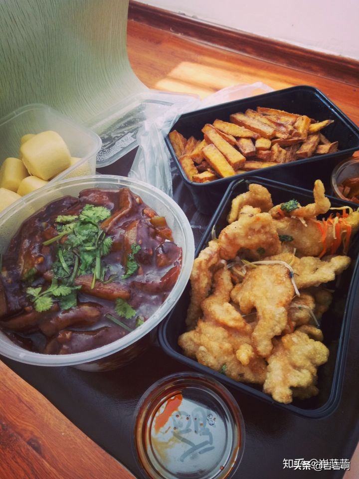 在东北吃饭是一种什么体验,跟东北人吃饭是什么体验