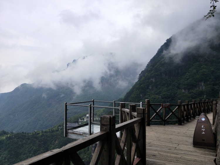 萍乡武功山和吉安武功山哪个更好,萍乡武功山从哪里上山最好
