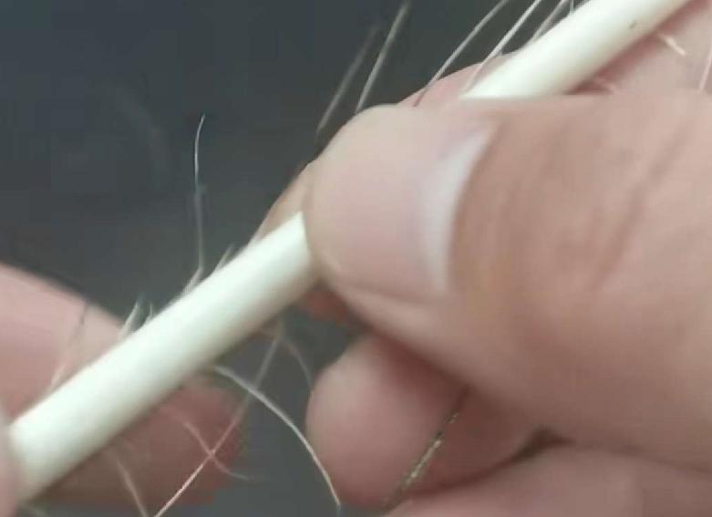 孔雀羽浮漂有十几块的,真正的孔雀羽浮漂