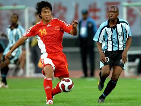 激情燃烧的岁月87,荷兰足球2010世界杯黄金一代