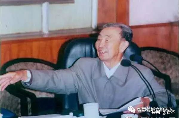 聆听英雄故事传承时代担当,聆听英雄故事感悟