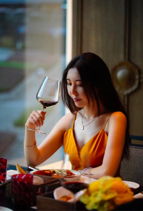 夜上浓妆完整版,重庆丽晶酒店酒吧