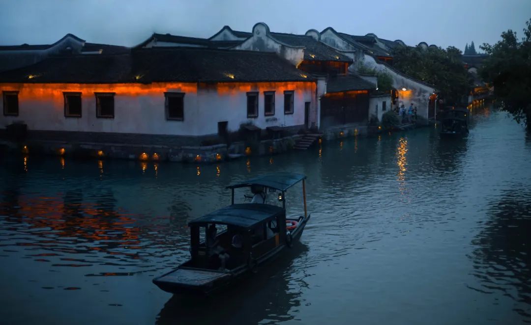 夜游乌镇西栅坐船可以坐多久,乌镇夜游攻略