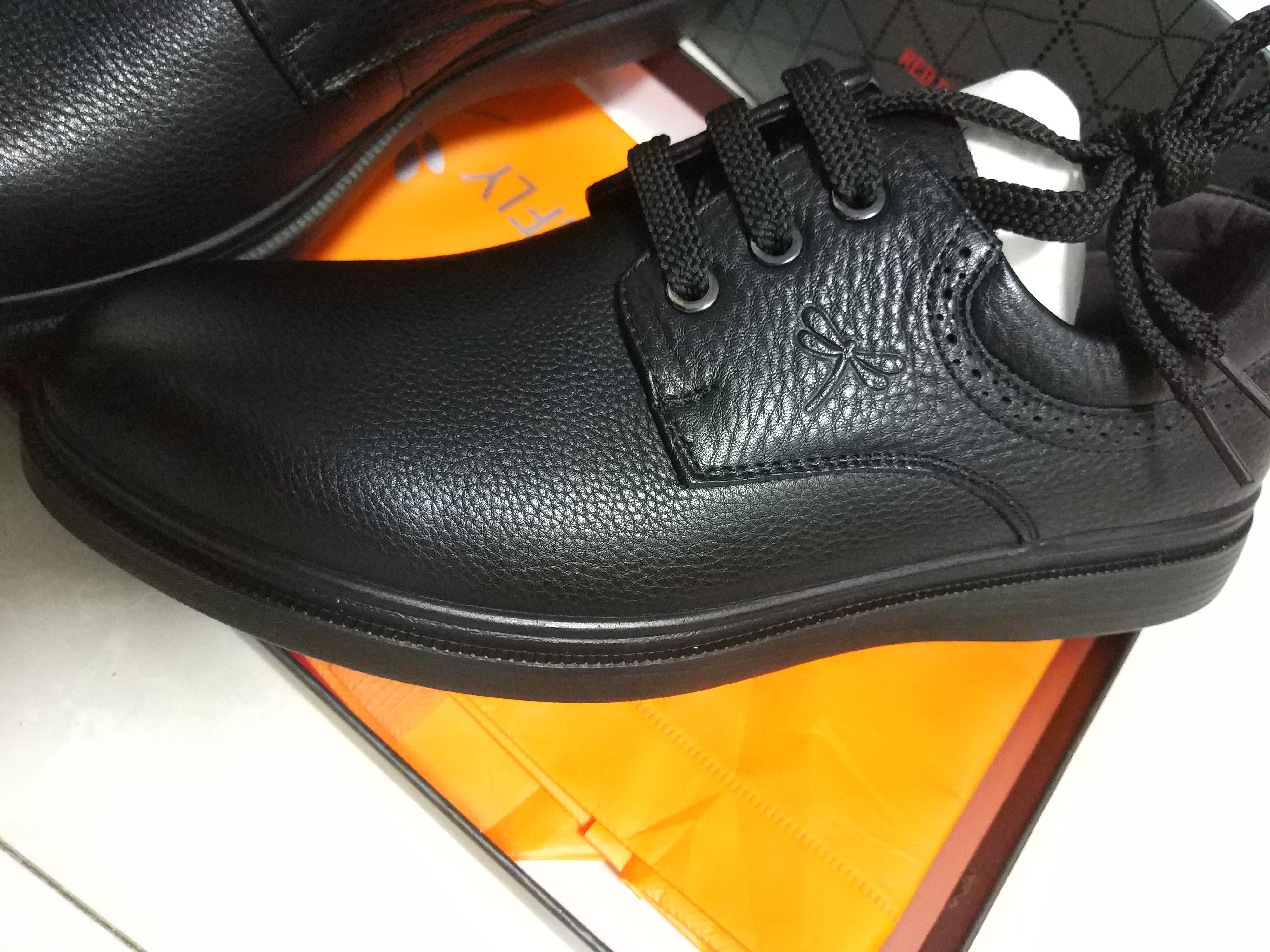 红蜻蜓皮鞋男鞋怎样,红蜻蜓皮鞋男鞋质量行吗