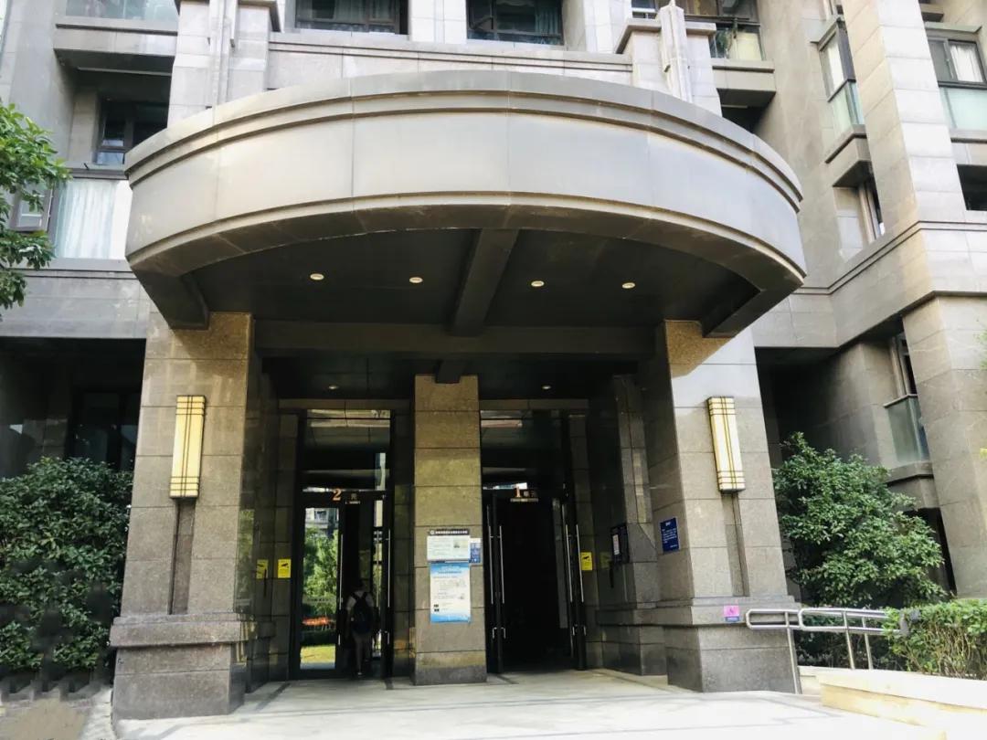 1天谈崩4套！没有次新房的三墩，与三墩北差了不止一点