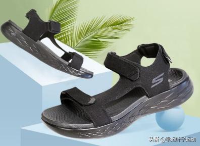 今夏最流行的凉鞋竟然都是透明的,今夏最值得入手的一款凉鞋