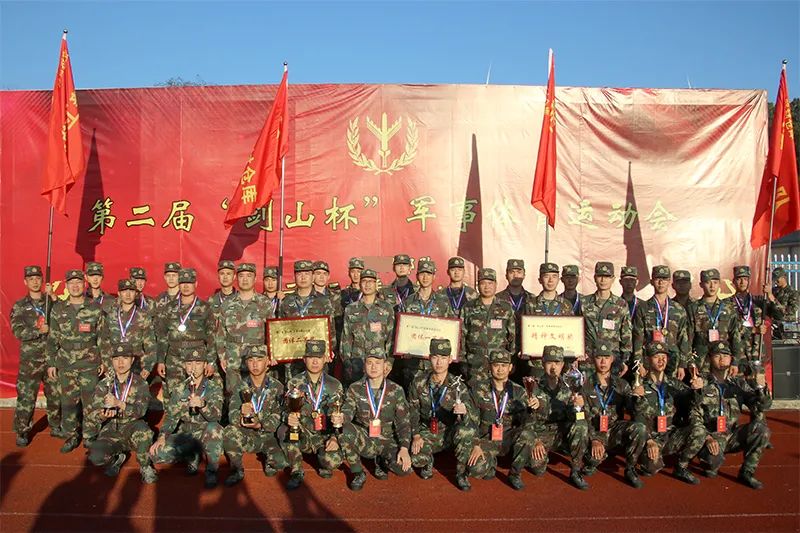 燃爆全场这场军体运动会血性十足,满屏热血军体运动会燃爆金秋