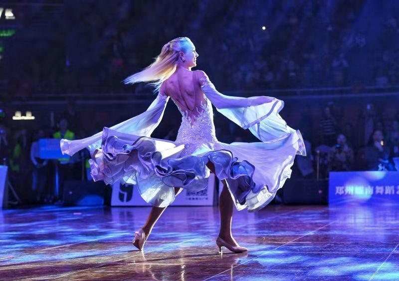 黑池国标舞大赛,黑池国标舞冠军表演
