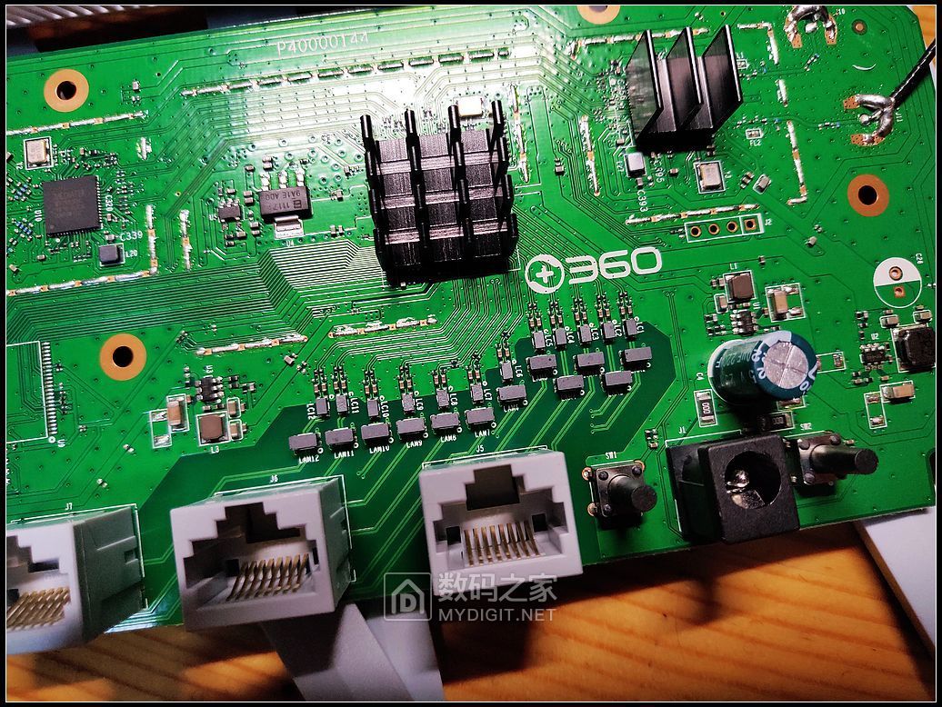 360安全盾t5g路由器评测,360v5s路由器与v5s加强版对比评测