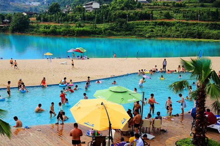 板辽梦幻沙滩,板辽湖金沙滩嗨翻夏夜