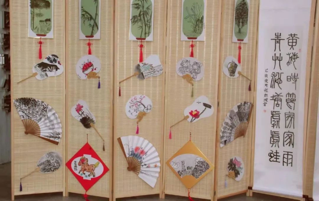 不忘初心砥砺前行教育实践活动,不忘初心小学文艺表演