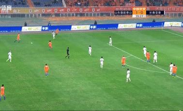 中超23岁郑智“接班人”再次爆发：不愧恒大不惜重金引入绯闻新星